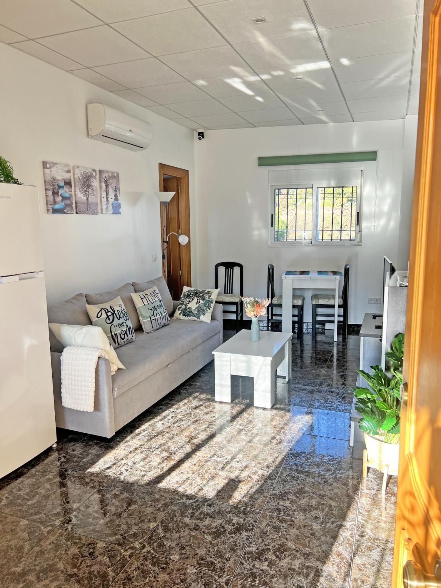 A 100 Metros De La Playa. Parking Gratuito Privado Apartment Alicante Exterior photo
