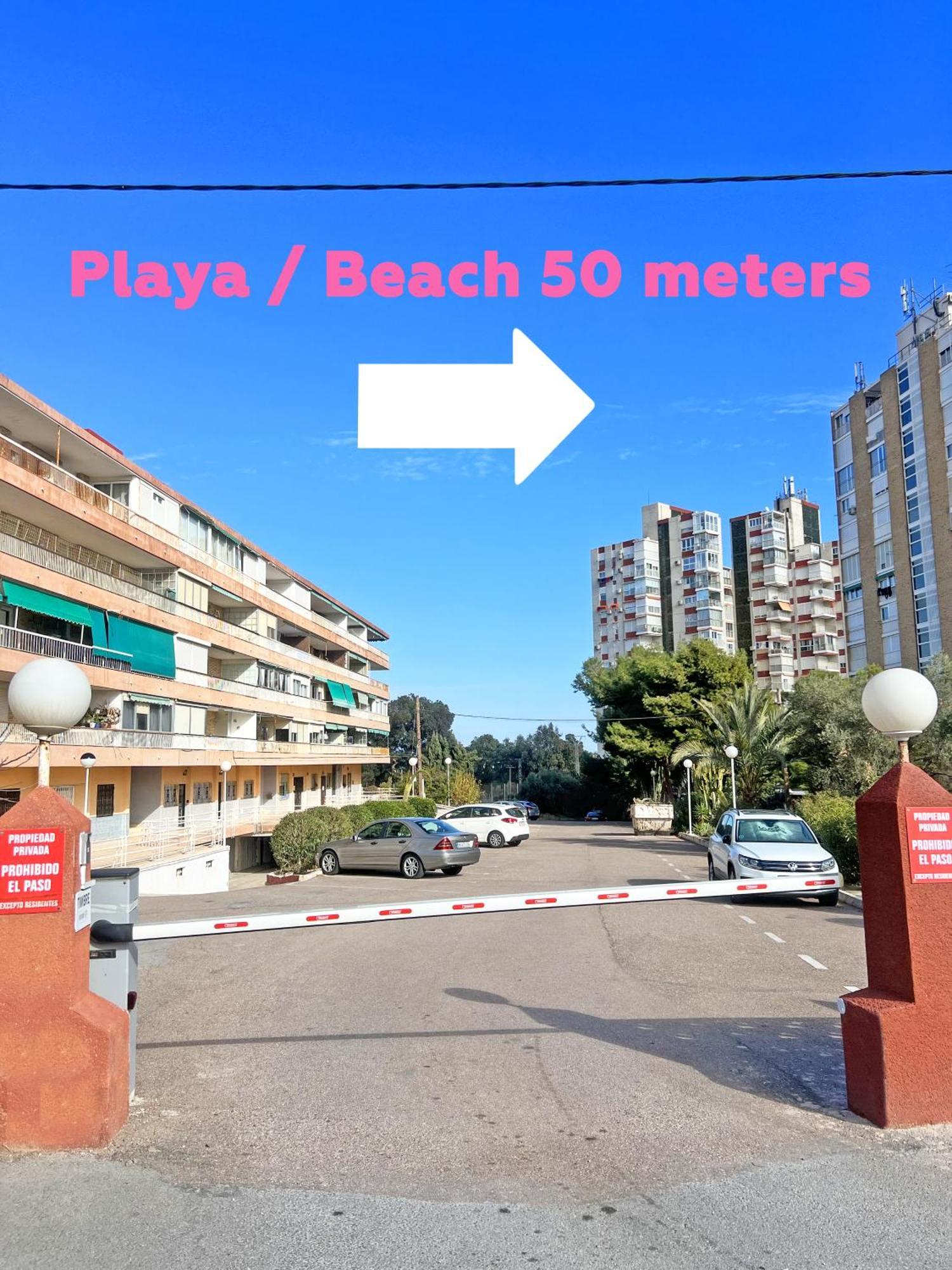 A 100 Metros De La Playa. Parking Gratuito Privado Apartment Alicante Exterior photo